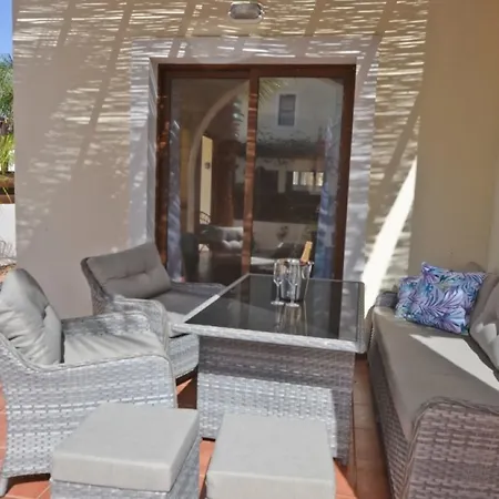 Villa Amara - 3 Bed With Shared Pool Idyllic Ayia Thekla *