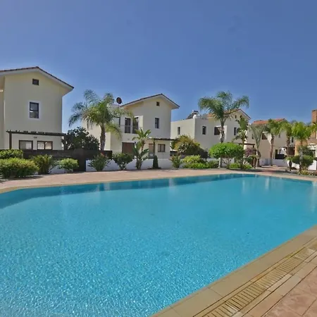 Villa Amara - 3 Bed With Shared Pool Idyllic Ayia Thekla *