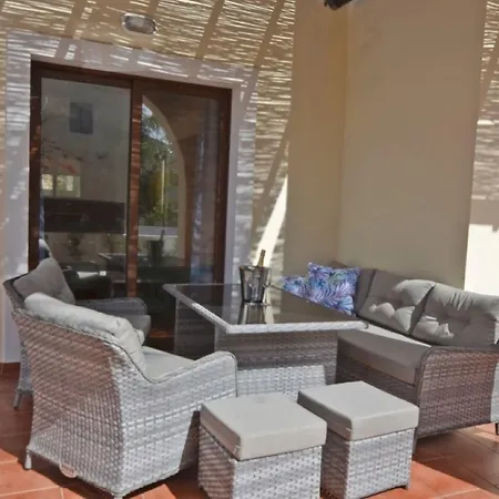 Amara - 3 Bed With Shared Pool Idyllic Ayia Thekla Vila