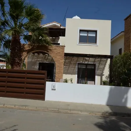 Amara - 3 Bed With Shared Pool Idyllic Ayia Thekla