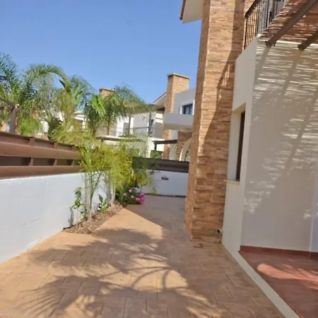 Amara - 3 Bed With Shared Pool Idyllic Ayia Thekla Vila